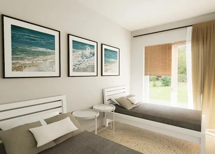 Sunny Campsite Donji Karin